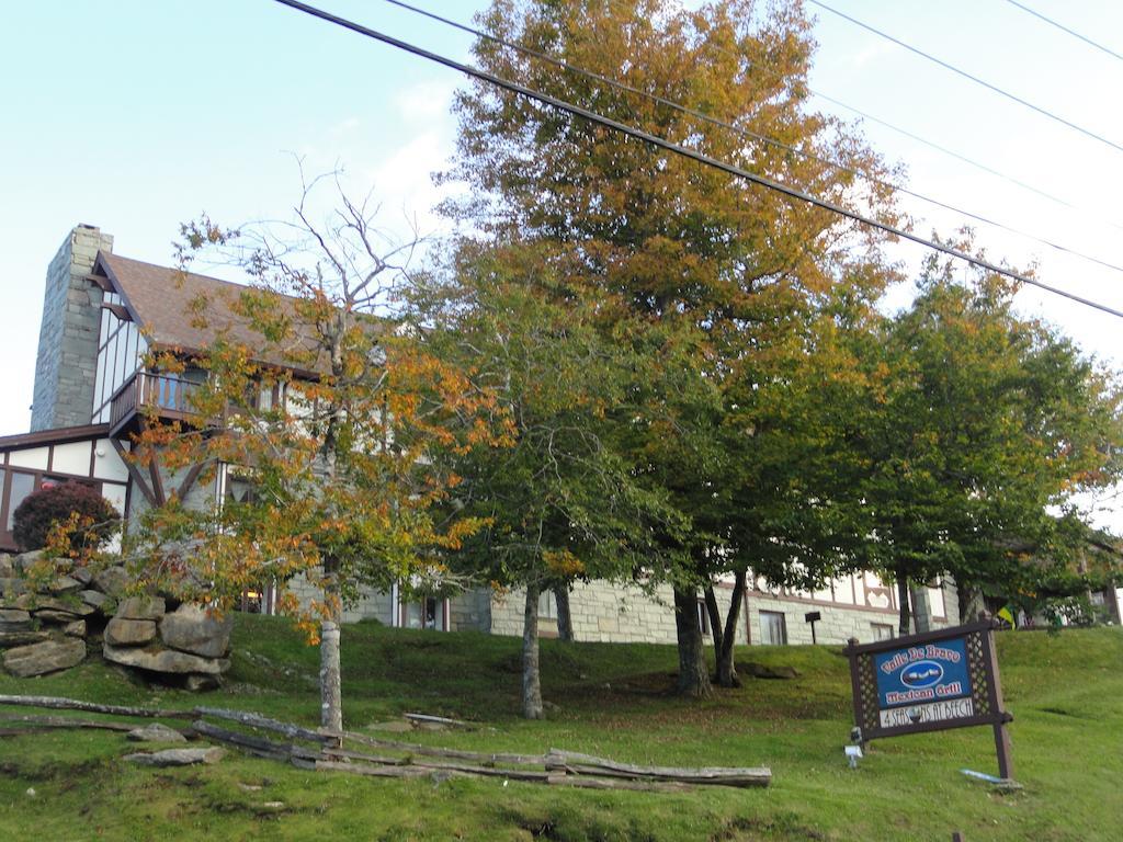 4 Seasons At Beech Mountain Hotel Bagian luar foto