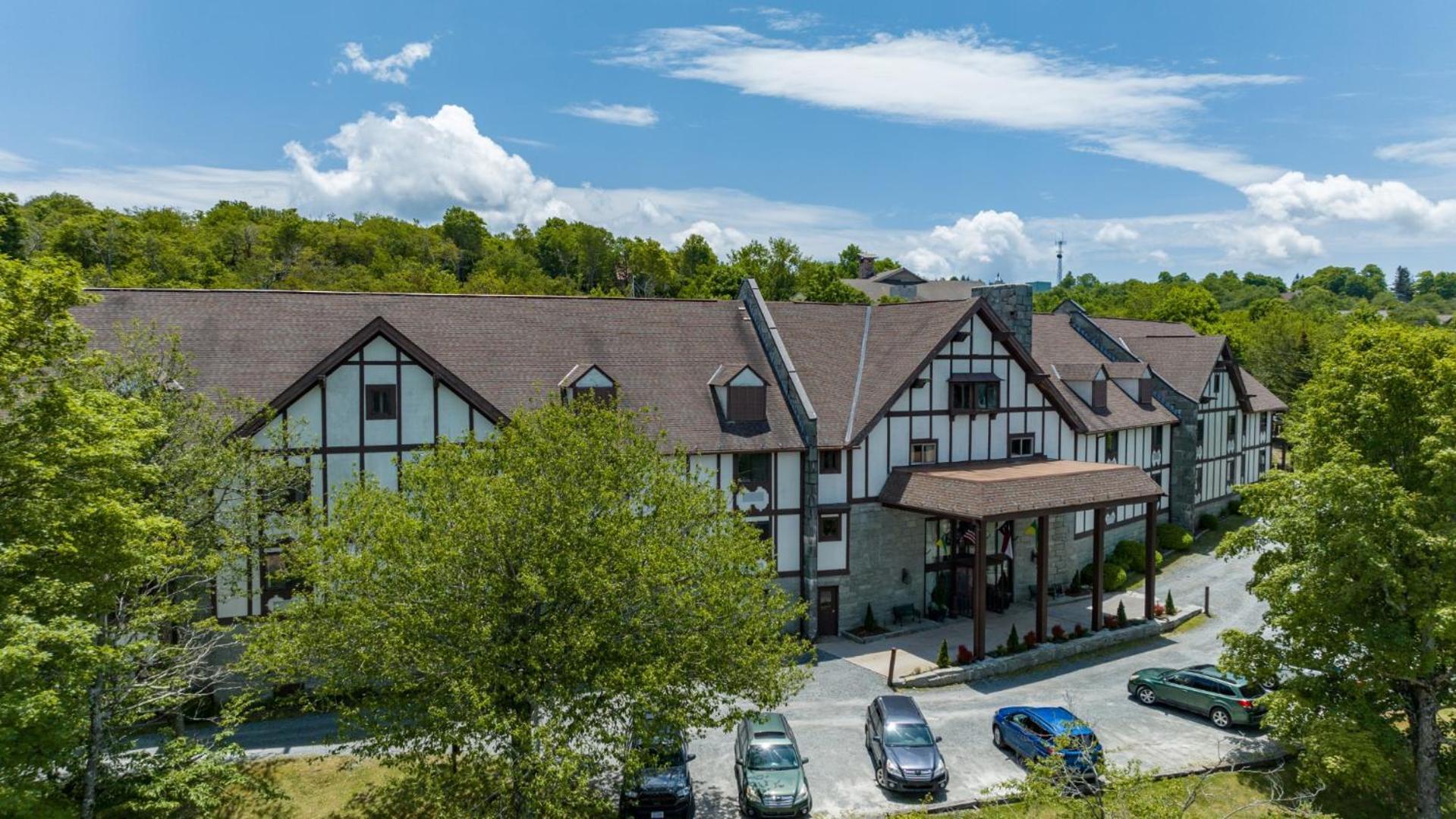 4 Seasons At Beech Mountain Hotel Bagian luar foto